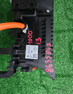 SKRZYNKA ZABEZPIECZENIA AKUMULATORA I3 8635849 3