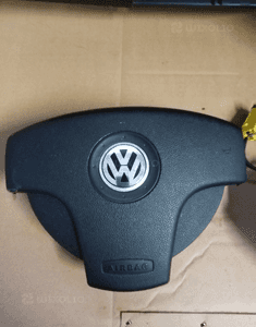 konsola deska rozdzielcza poduszki pasy komplet VW Fox 2