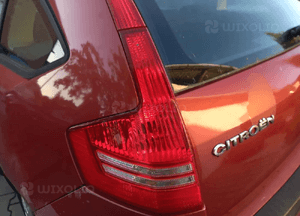 Citroen C4 5D 06 lampa tyl tylna prawa lewa 1