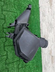 Filtr powietrza bmw 2 U06 8489429 2