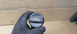 Wlew oleju korek Peugeot 407 2.0 HDI 9654733980 6