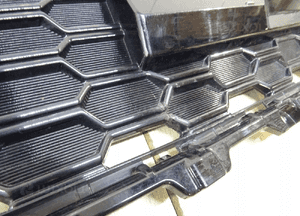 Suzuki across 20- kratka atrapa grill w zderzak środkowa pdc 53112-42310 4