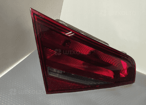 Audi A3 8V lampa tył tylna lewa w klape 8V4945093 7