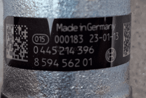 BMW X5 G05 F48 2.0d B47 LISTWA WTRYSKOWA Paliwa 8594562 4