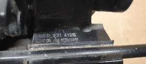 Zawias zawiasy drzwi prawy przód para Audi A4 B6 8E0831412E 4