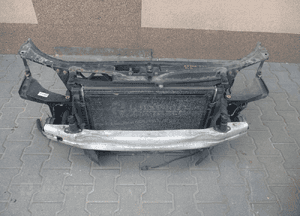Pas przedni chłodnice audi A4 B7 3.2 fsi komplet 1