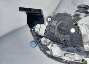 Toyota RAV4 iv lift 15-19 mechanizm wycieraczek przód silniczek 85110-42190 3
