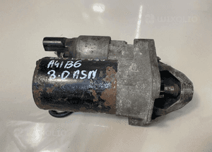 Audi A4 B6 B7 1.8 2.0 rozrusznik 06B911023A 1
