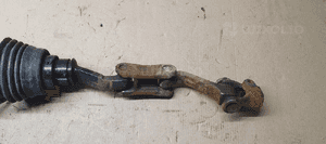 Krzyżak kolumny kierowniczej Mercedes W210 3