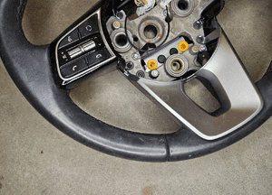 KIA XCEED lift 22R KIEROWNICA SKÓRZANA 5