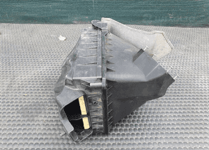 Obudowa Filtra 06B133837AG 06B133837P Powietrza Pokrywa 2.0 ALT Audi A4 B6 B7 VW 26