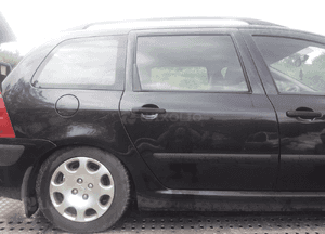 Peugeot 307  kombi Szyba boczna drzwi tylna przenia tył 1