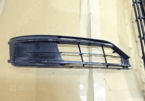KRATKA ZDERZAKA PRAWA AUDI A8 D4 LIFT oryginał 3