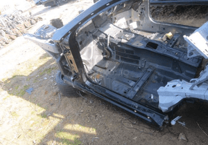 MERCEDES E 207 próg słupek lewy
