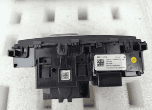 Audi oe przełącznik wybierak 8B3713059 3