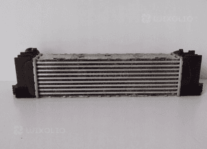 BMW 1/2/3/4 Chłodnica Powietrza Nissens - 4161 1