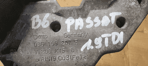 Łapa mocowanie silnika VW Passat B6 1.9 TDI 03G199207F 5
