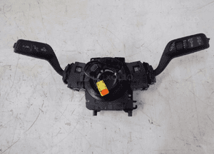 Ford fiesta MK8 przełącznik zespolony taśma zwijak 1
