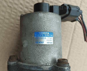 Toyota Avensis Corolla 2.0 2.2 D4D T25 zawor EGR 25620-0R010 0R021 0R020 3
