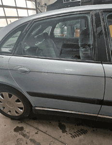 Citroen C5 I  II  HB drzwi tyl tylne prawe lewe  EYLC 8