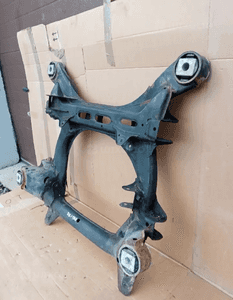 Wózek sanki belka pod silnik przód VW Touareg 7L0407747A 3