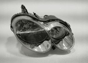 LAMPA PRAWA PRAWY PRZÓD PRZEDNIA MERCEDES CLK W209 209 2005-2009 LIFT EURO 2