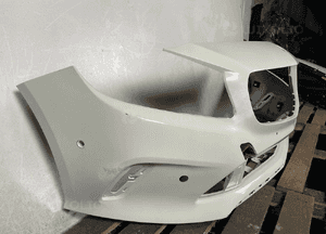 Zderzak przód przedni mercedes a W176 lift fl cały 3
