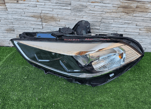 Lampa bmw 1 F40 7214913 1