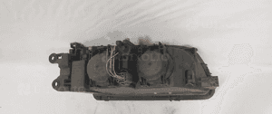 Przod przednia lampa lewa mazda 626 4