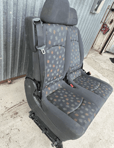 Mercedes vito 639 fotel ławka kanapa siedzenie 447 viano Metris 5