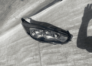 Ford fiesta MK7 lampa prawa 12- 1