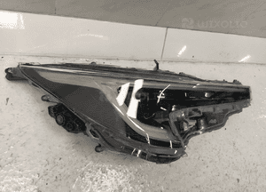 Toyota corolla lift xii E21 reflektor lampa prawa przód przednia full led oryginał 18