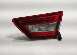 Lampa prawa prawy tył tylna w klapę renault clio hatchback 265505796R 16-19 2