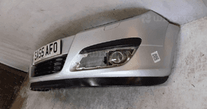 Zderzak przód przedni do opel astra h 3 iii Z157 srebrny halogeny 3