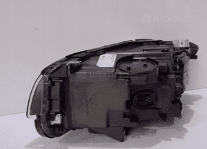 BMW 5 F10 LCI Lampa Bi-xenon nieskrętna R - 5884 9