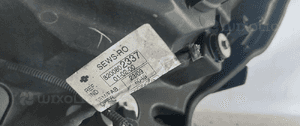 Przod przednia lampa prawa renault kangoo 2 5