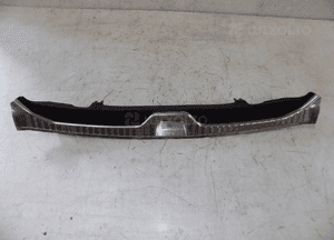 Volvo XC60 i osłona bagażnika pasa tył 31307723 1
