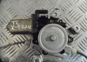 Xtrail T30 mechanizmy szyby lewy tył 80731 89912 2