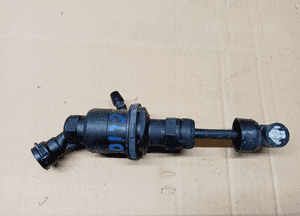Pompka sprzęgła wysprzęglik Renault Clio III 8200524724 1