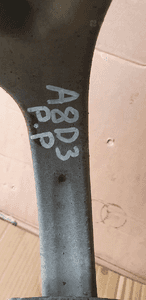 Zwrotnica piasta prawy przód przednia prawa Audi A8 D3 4.2 TDI 4E0258M 8