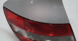 Lampa tylna lewa mercedes clc W203 C775 3