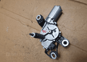 } SILNICZEK WYCIERACZKI TYŁ VW GOLF V PLUS nr 5M0955711B / 0390201809 1