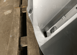 Zderzak tył tylny toyota corolla E21 xii kombi 19- 3