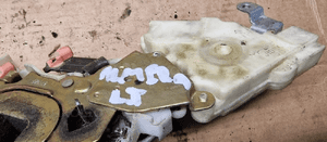 Zamek drzwi lewy tył tylny Nissan Almera Tino 82553BM760 6