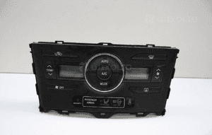 Panel klimatyzacji Toyota Auris 2010 1