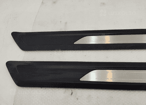 BMW F22 Osłona progu 7305882 7305881 SPORT 2