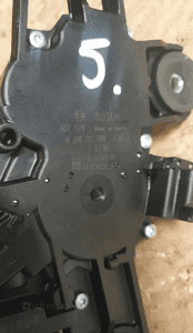 Silnik wycieraczek do Forda fiesty mk7 0390201209 2