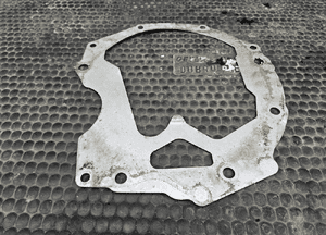 Dystans 038103647AB Blacha Flansza Kołnierz Skrzynia Biegow Silnik Audi A4 B8 A5 8T 11