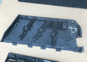 Boczek bagażnika lewy prawy Range Rover Vogue 5