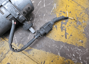 Pompa 8E0927317 Pompka Hamulcowa Dodatkowa Elektryczna Audi A4 B6 B7 VW 3